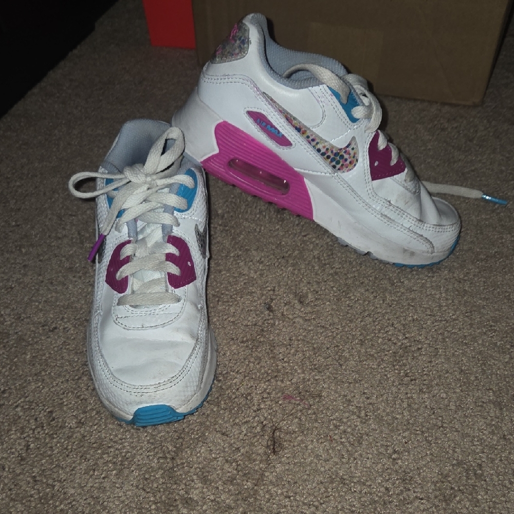 Nike Kids White and Pink Sneakers with Blue Accents